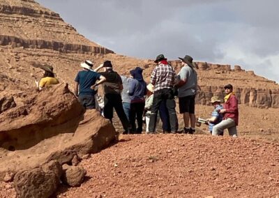 8 days fossils and minerals collecting midlle Kemkem tour from Marrakech